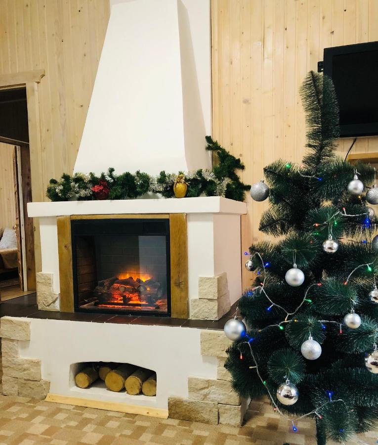 Айворі Хаус เมอคุลิชิน ภายนอก รูปภาพ